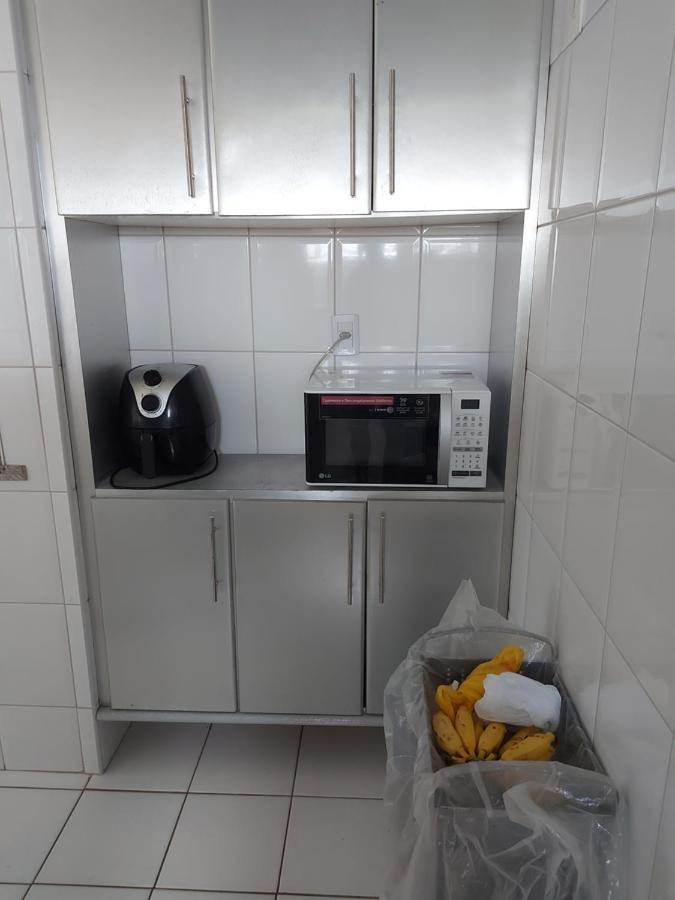 Apartamento Em Guarajuba 200M Da Praia Камасари Экстерьер фото